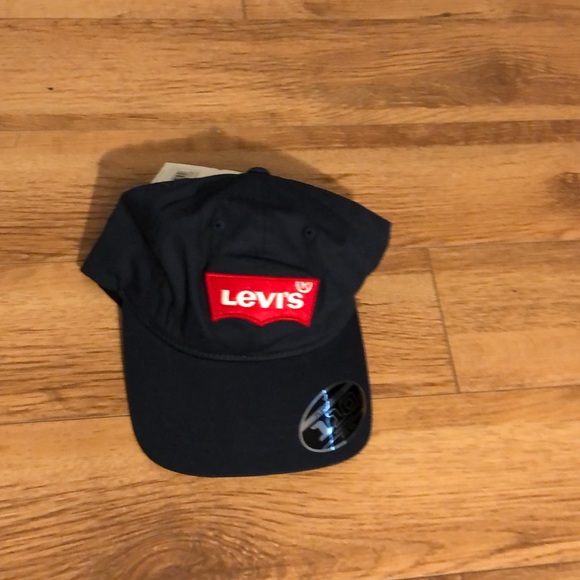 Levi’s adjustable cap - Picture 3 of 4